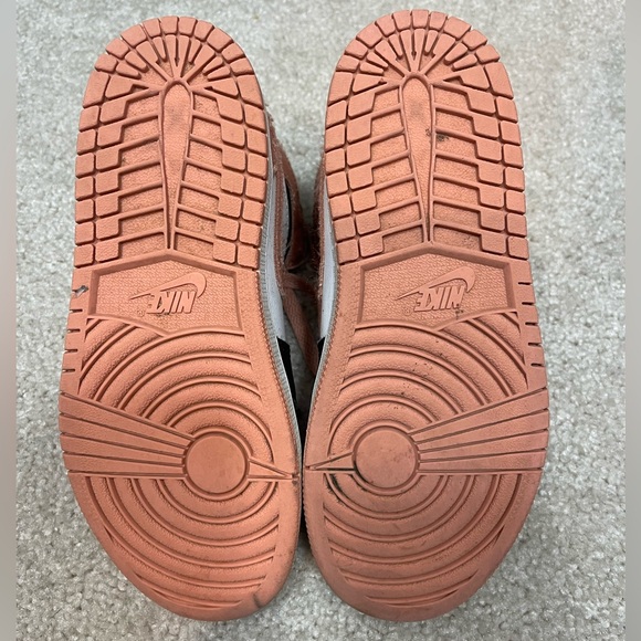 Nike Air Jordan 1 Mid Sneaker Girls size 1 peach/coral - Picture 7 of 8